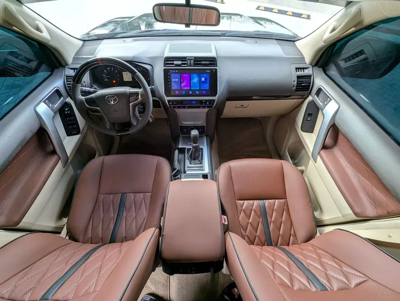 تويوتا برادو V4 2.7L GCC Specs | Automatic | Interior and Exterior Excellent Condition