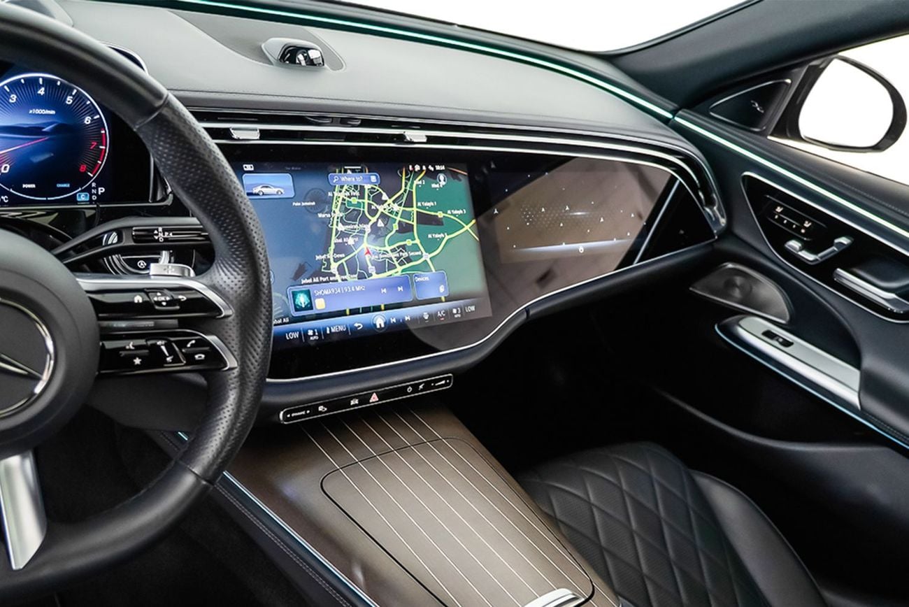 Mercedes Benz E300 PREMIUM