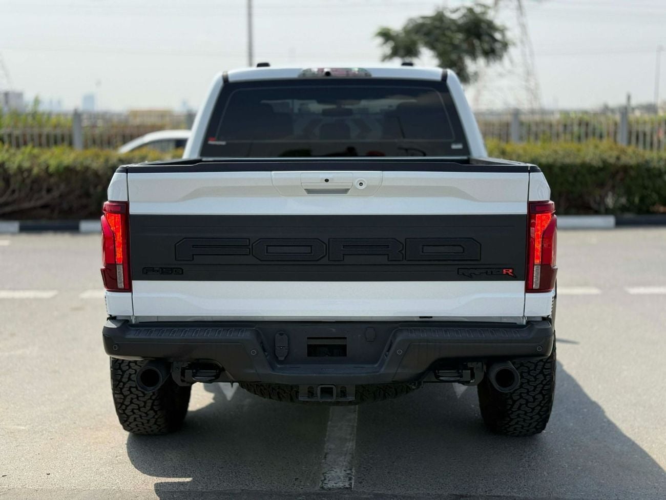 Ford F 150 Raptor GCC SPEC UNDER WARRANTY AND SERVICE CONTRACT