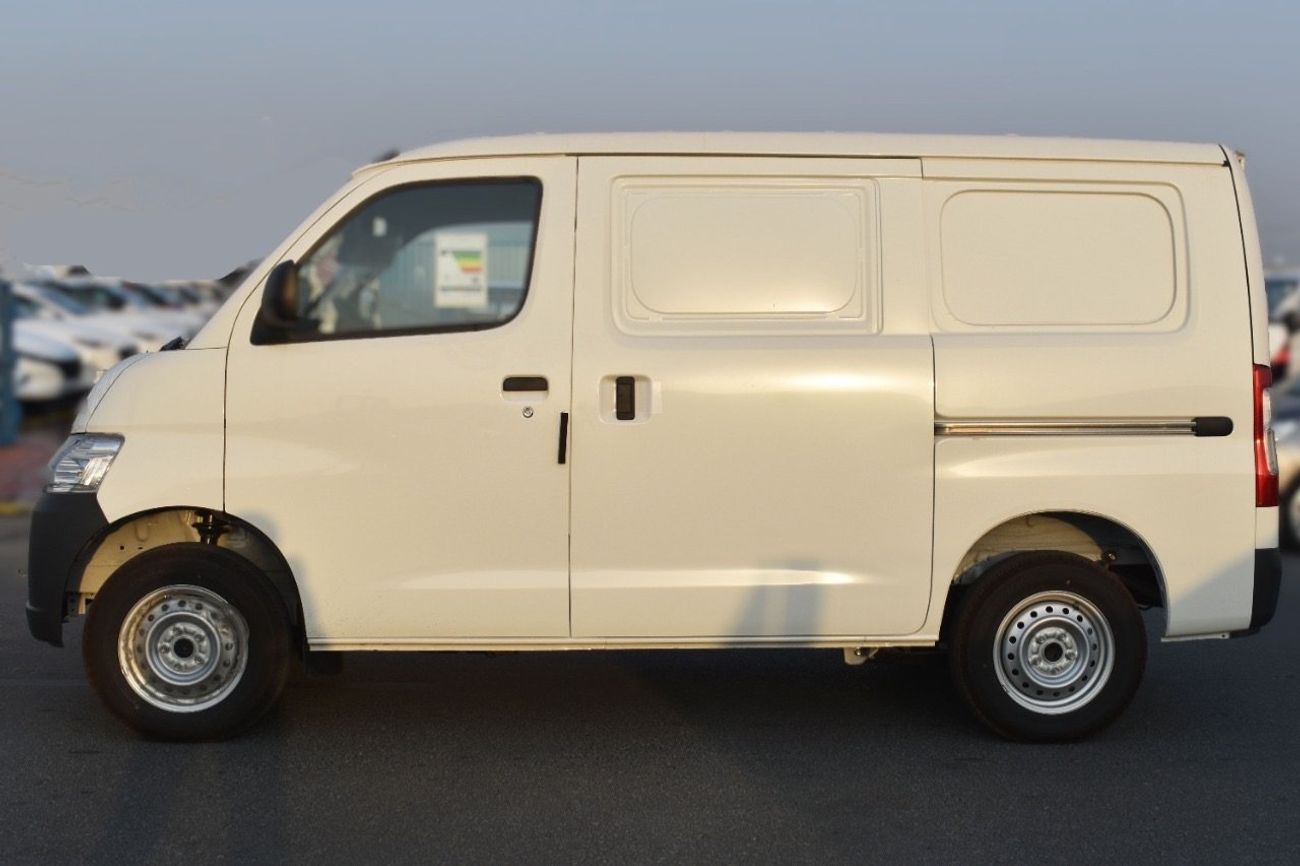 تويوتا لايت آيس