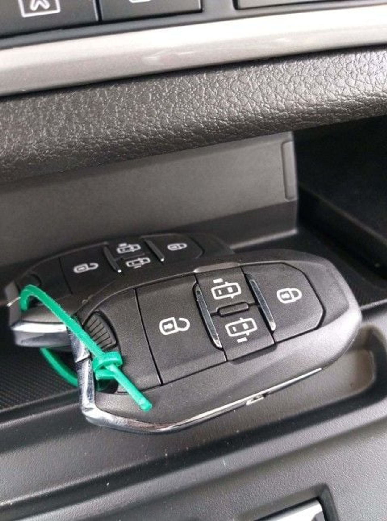 Citroen Spacetourer Citroën SpaceTourer 2026 – Business Lounge | 2.0L Diesel | Automatic