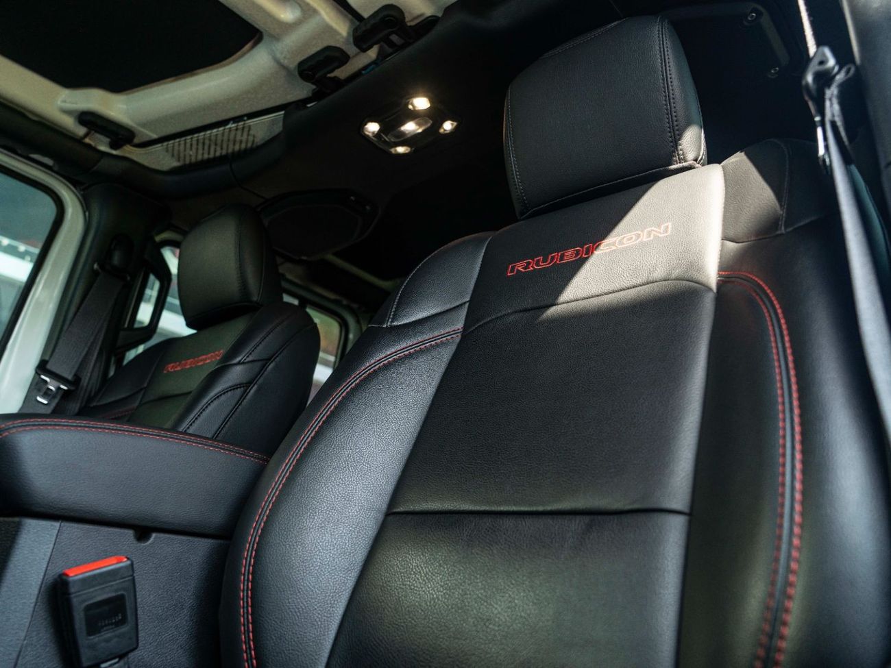 Jeep Wrangler AED 3,617 PM • RUBICON STAGE 3 OFF-ROAD MODS • ONLY 4,000 KM • OFFICIAL JEEP WARRANTY + SERVICE PLAN