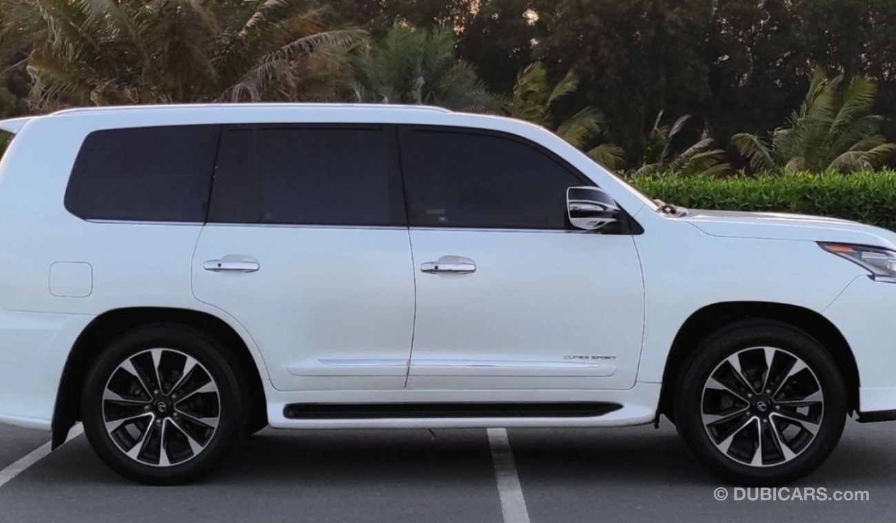 Lexus LX570