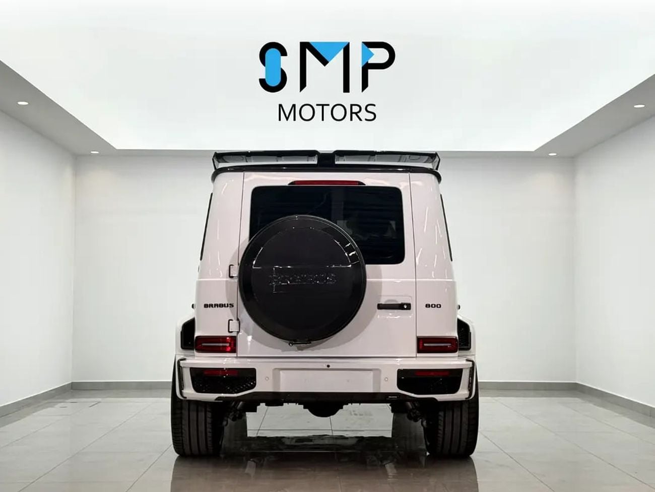 Mercedes-Benz G 63 AMG 2025 Mercedes-Benz G 63 AMG Brabus G800 – White with Sky Blue Interior
