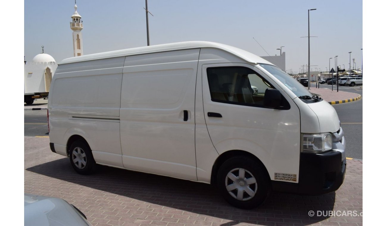 Toyota Hiace GLS - High Roof LWB Toyota Hiace Highroof Thermoking chiller, Model:2014. Excellent condition