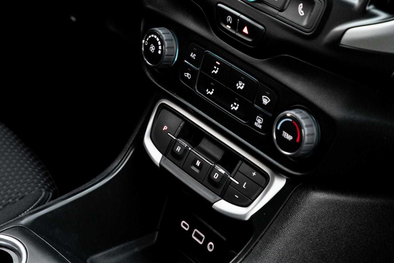 GMC Terrain Terrain SLE | 980 P.M | 0% Downpayment | GMC Service Contract!