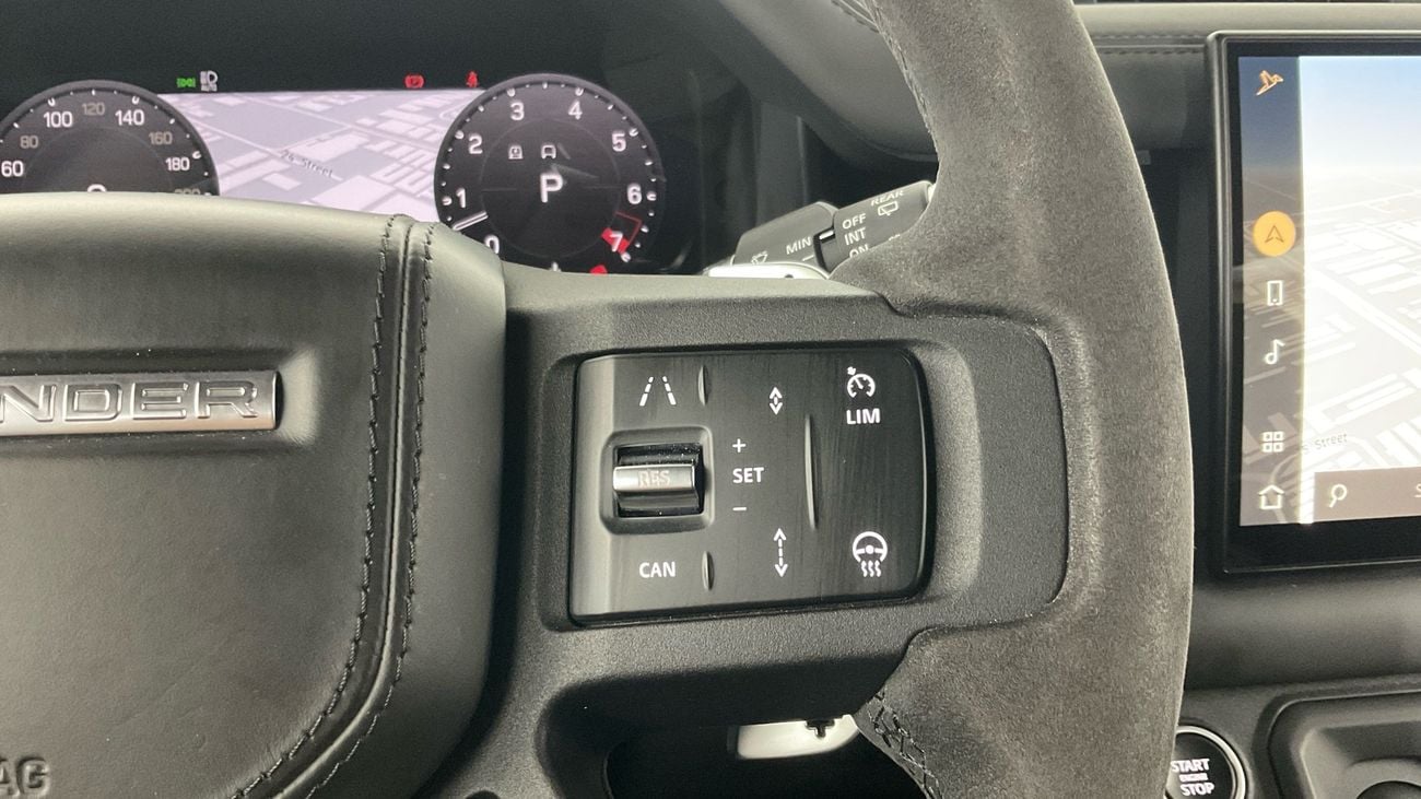 لاند روفر ديفندر 110 V8 | شامل الضمان | 0 ﺪﻔﻋﺓ ﺃﻮﻟﻯ