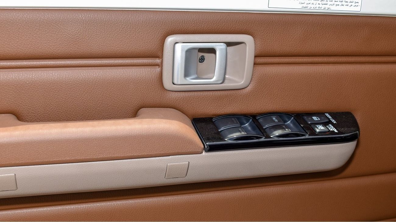 Toyota Land Cruiser 70 4.0L V6 Auto Transmission