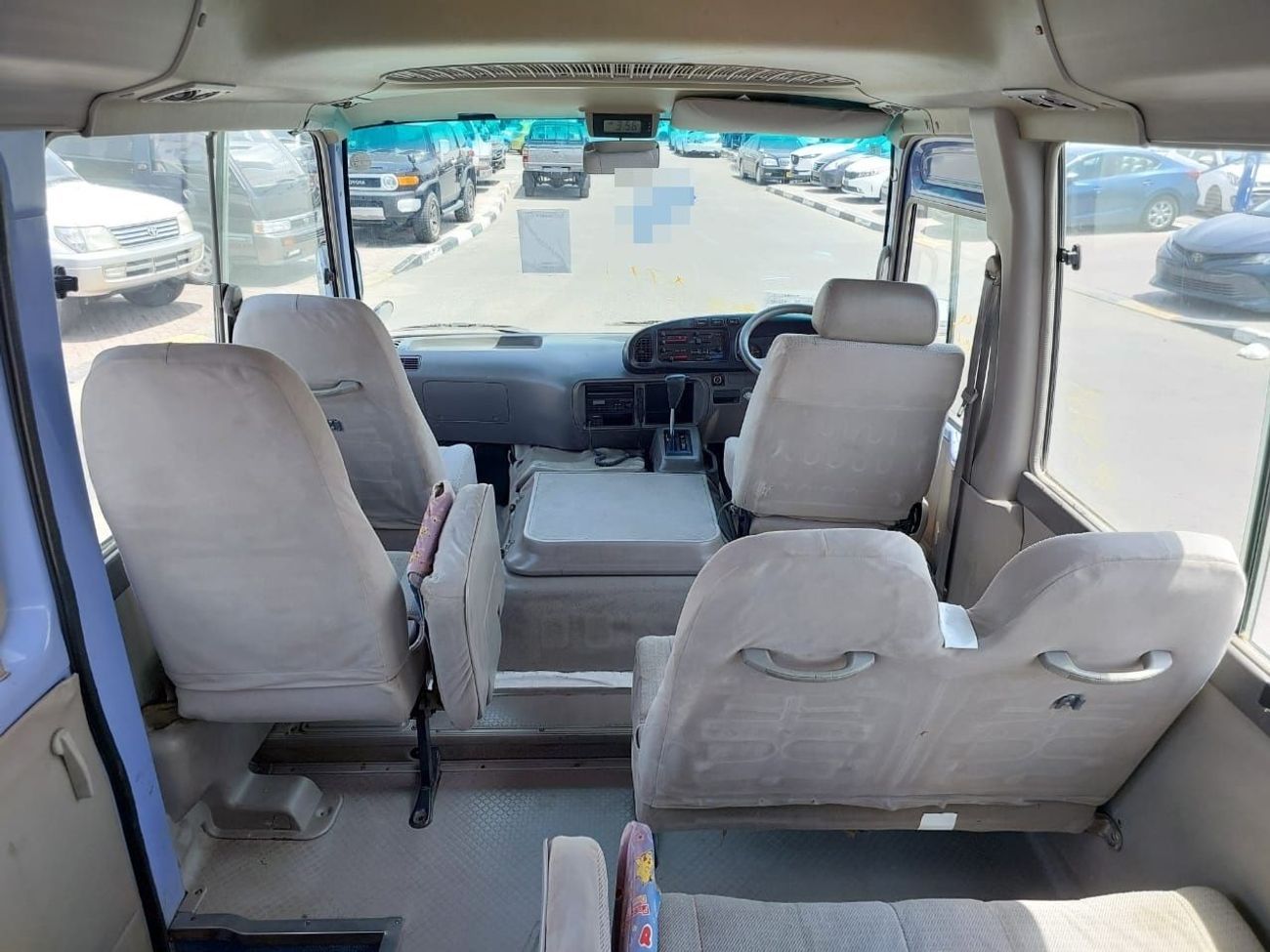 Toyota Coaster TOYOTA COASTER RHD 2004 MODEL 4.2 L DIESEL AUTOMATIC(PM12560)