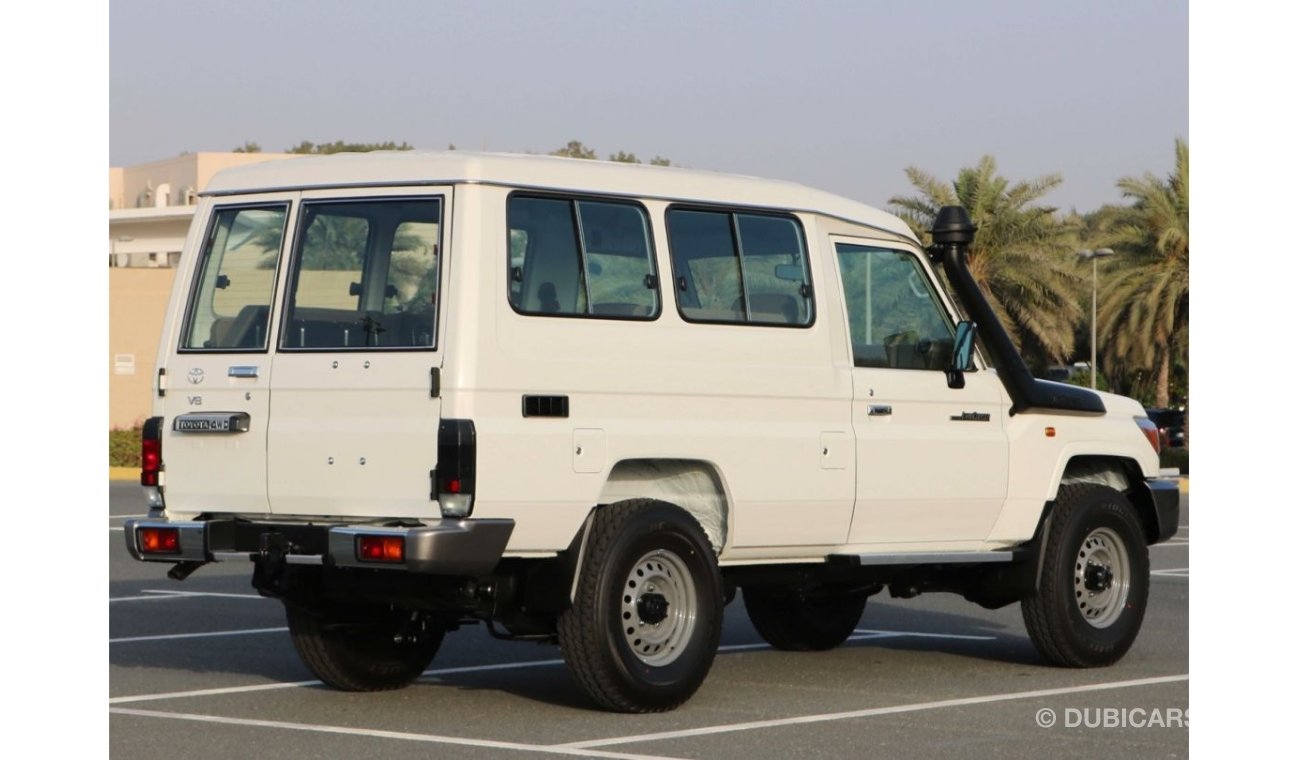 Toyota Land Cruiser Hard Top 2022 | LC78 T/DSL-E 78 SERIES 4.5L V8 WITH SNORKEL EXPORT ONLY