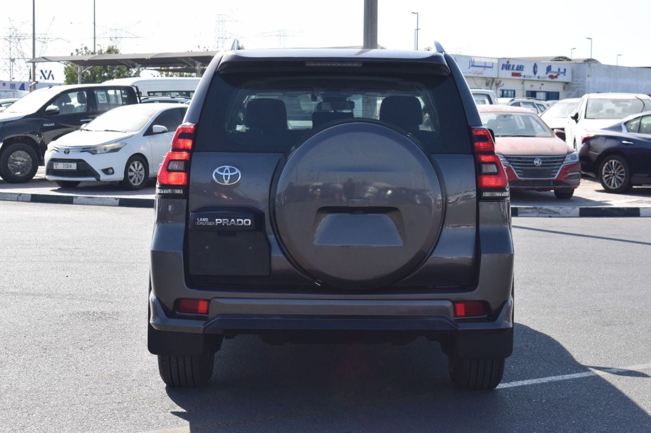 Toyota Prado diesel 2.8 liter ,right hand drive ,automatic gear ,only for export
