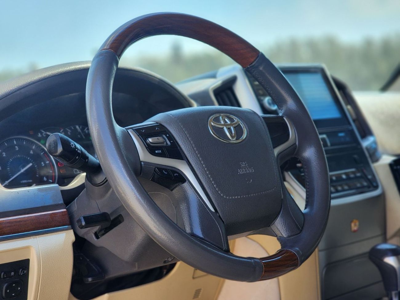 تويوتا لاند كروزر GX.R V8 Deisel