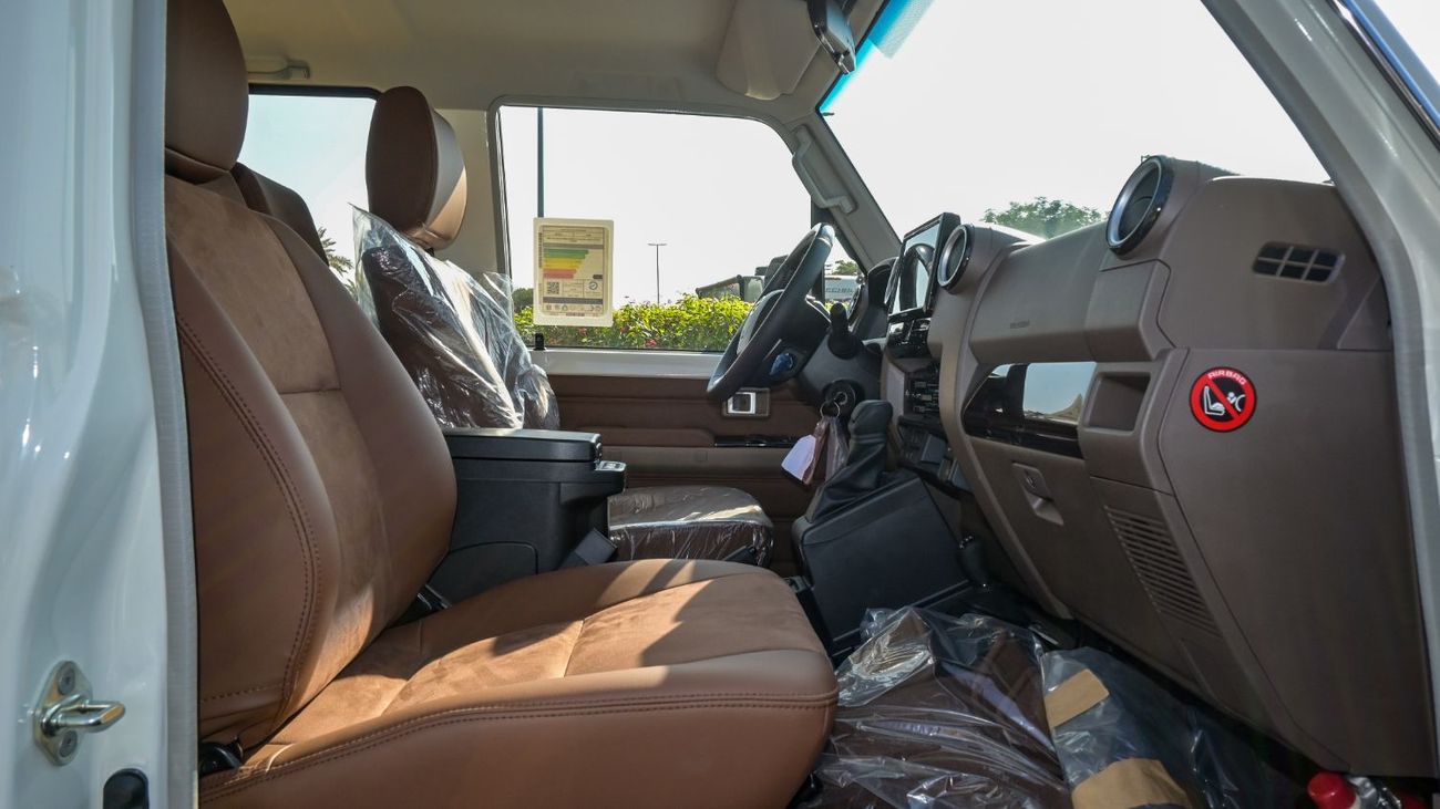 Toyota Land Cruiser 70 ECT0060 - Toyota LC71 SWB Htop - 4.0L Petrol Auto White  - Winch & Difflock