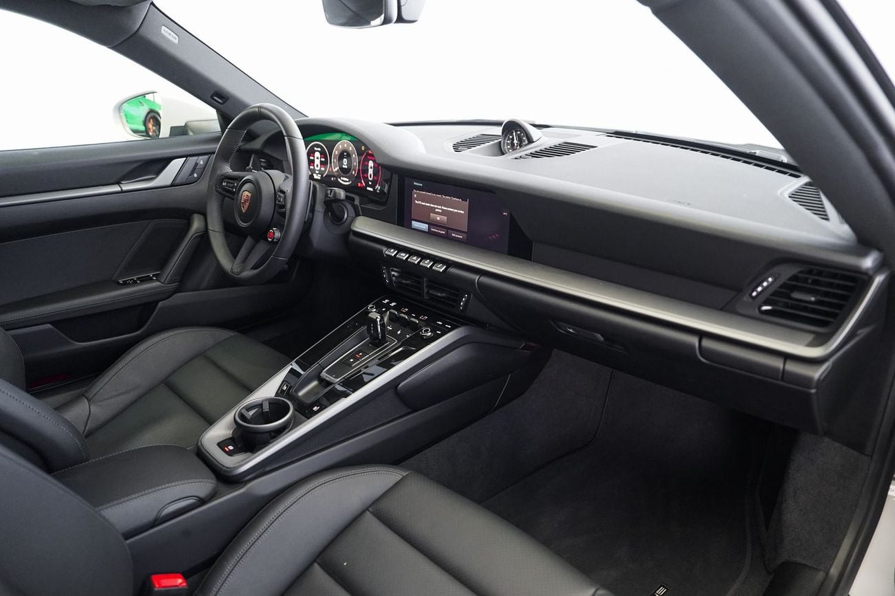 بورش 911 Carrera 3.0L (444 HP) Coupe