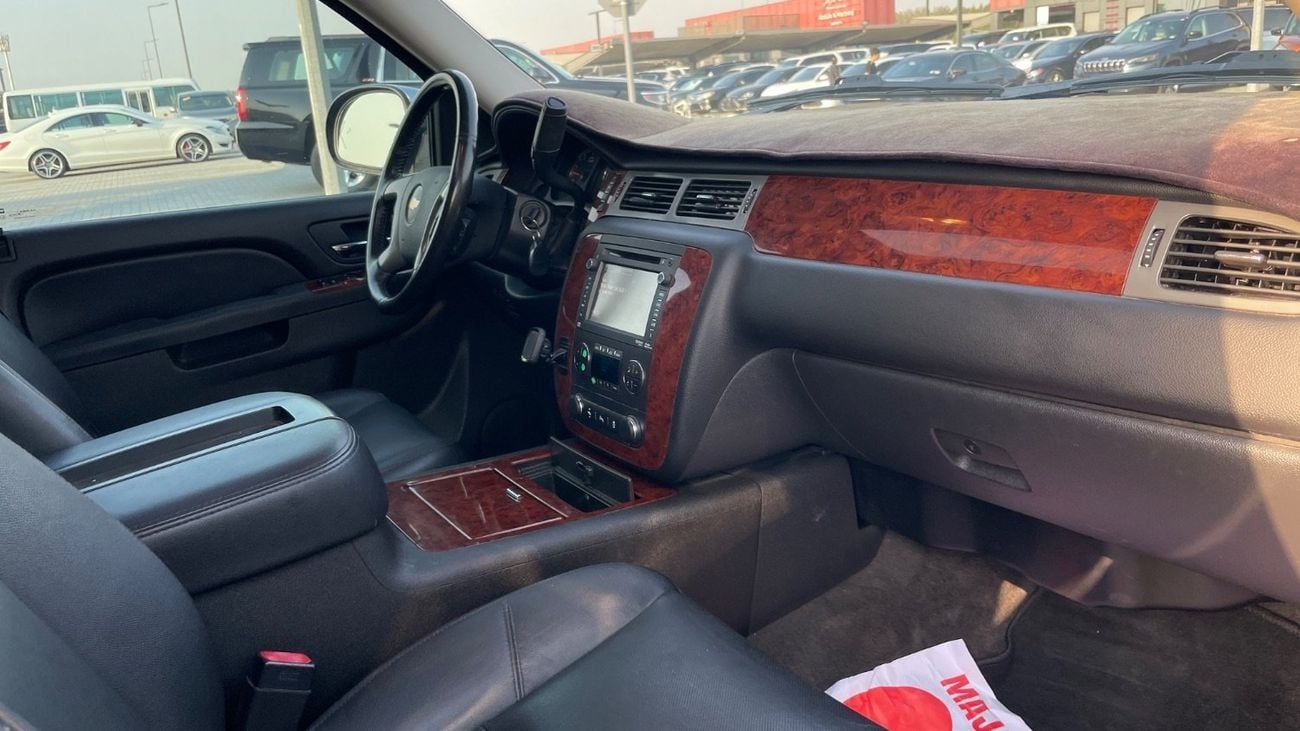 Chevrolet Tahoe LTZ 5.3L 4WD (8 Seater)