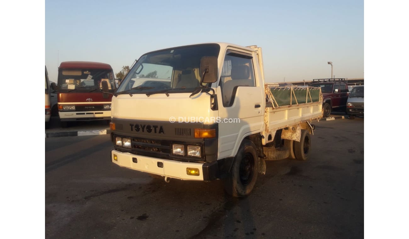 Toyota Dyna TOYOTA DYNA TRUCK RIGHT HAND DRIVE (PM988)