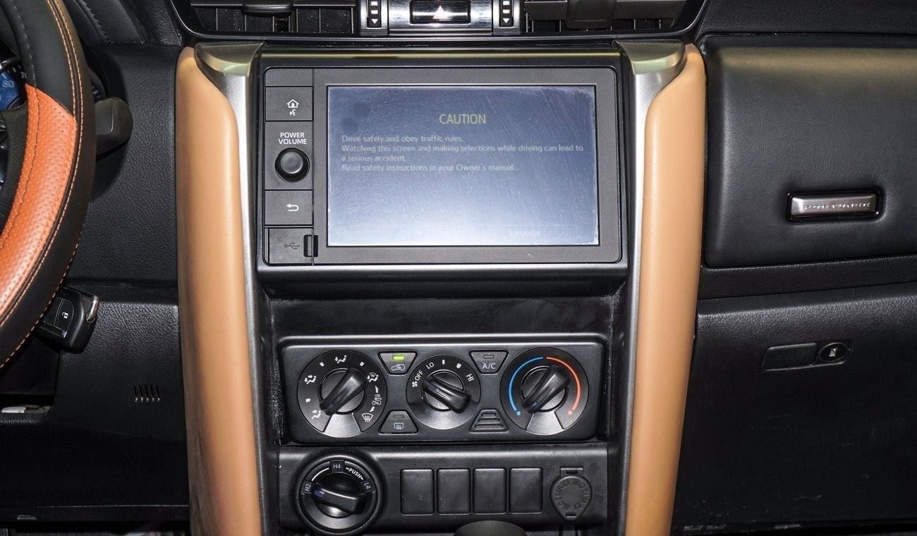 تويوتا فورتونر EXR