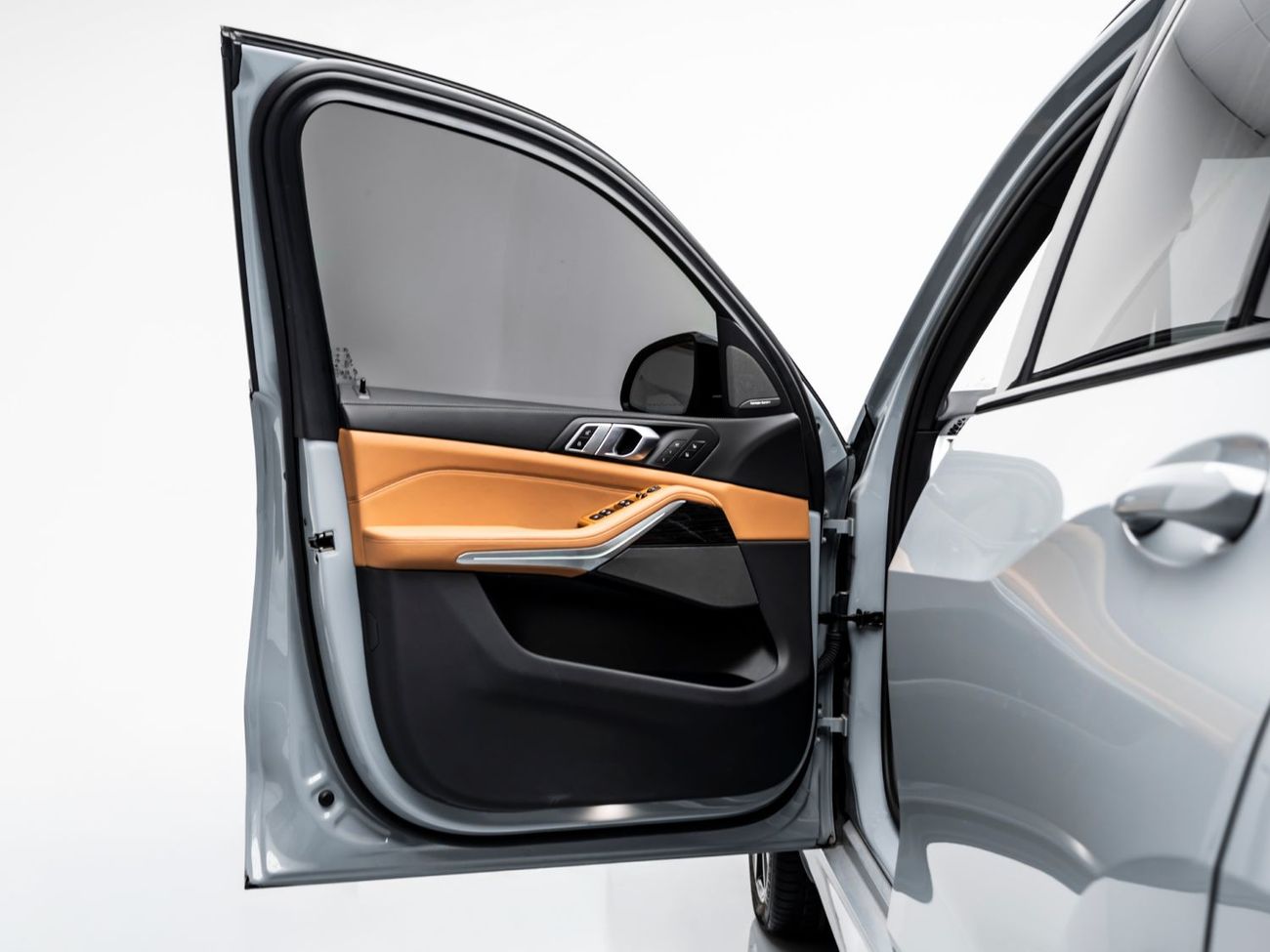 BMW X5 40i M Sport 3.0L 2024 BMW X5 xDrive40i M Sport Pro, January 2029 BMW Warranty + Service Contract, Lo