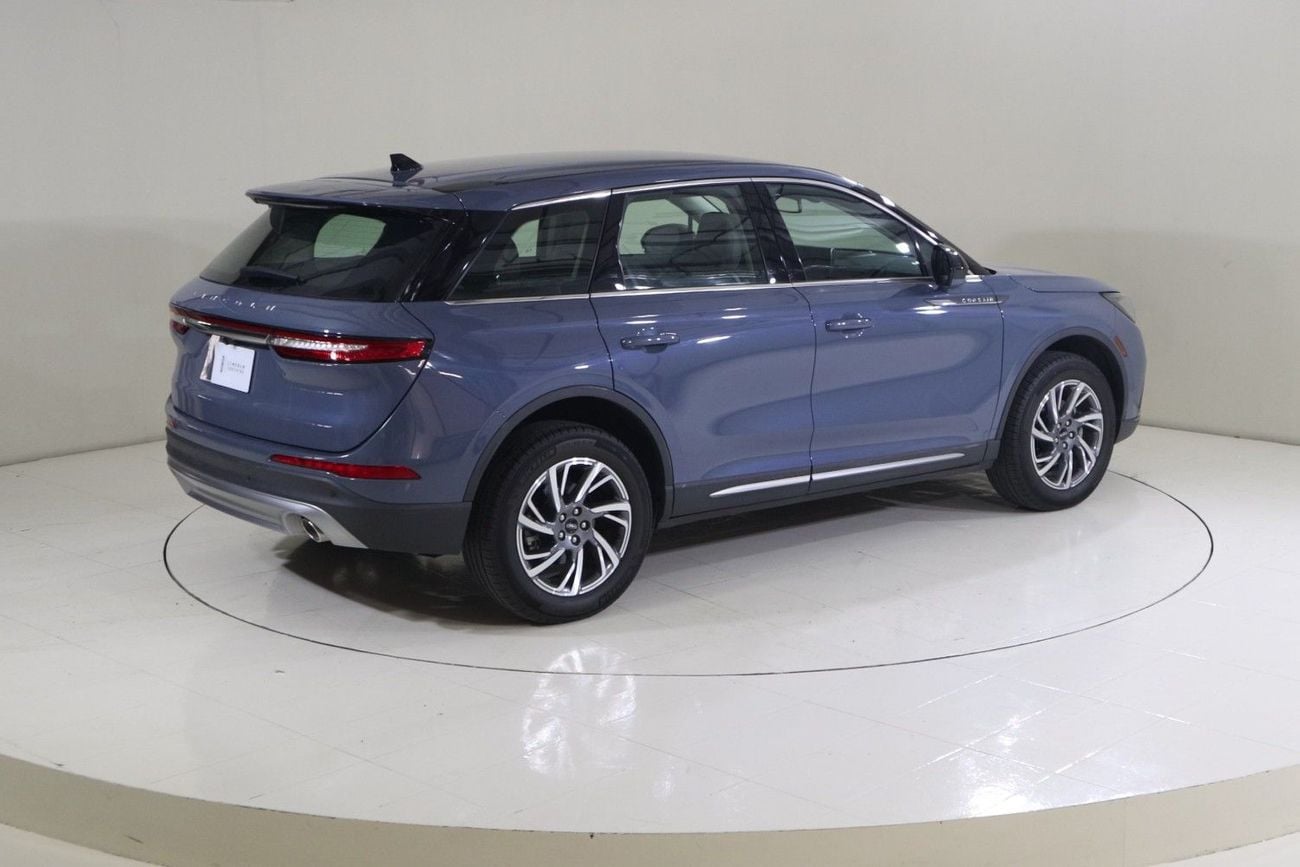 Lincoln Corsair PREMIER COR124/AL TAYER MOTORS/ AL QOUZ SHOWROOM