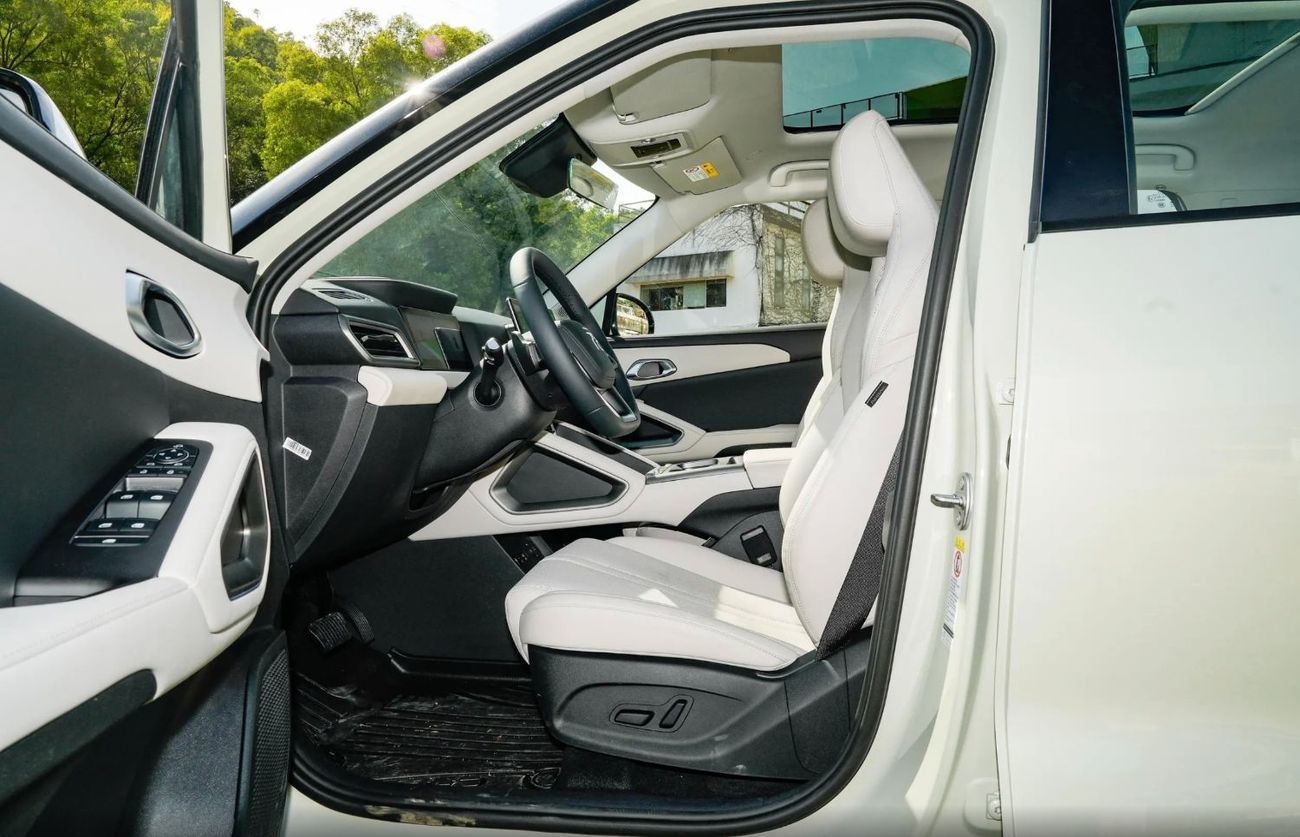 BYD Yuan Up Intelligent Driving Edition 401KM Beyond Edition