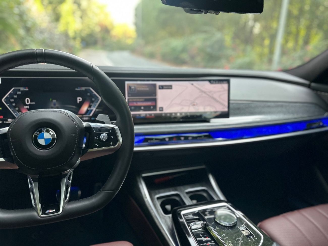 بي أم دبليو 735i 3.0-liter Turbocharged V6 | 286 HP | 2025 | GCC Specs | Warranty & Service | Full Options | Excellen