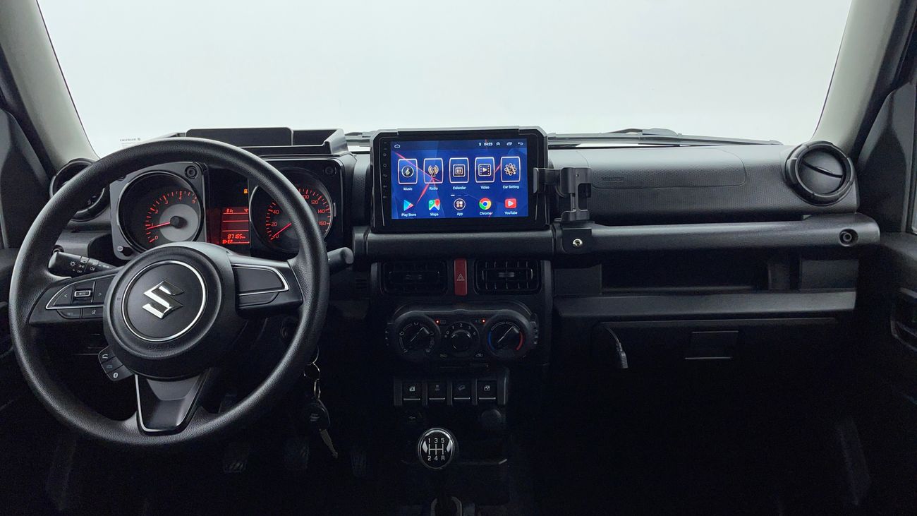 سوزوكي جيمني GL M/T 1.5 | بدون دفعة مقدمة | اختبار قيادة مجاني للمنزل