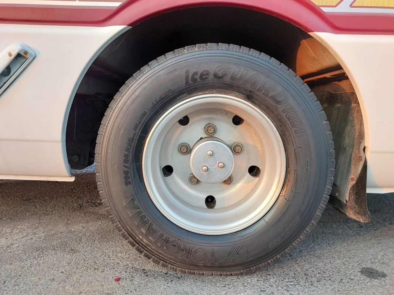 Mitsubishi Rosa MITSUBISHI ROSA BUS RHD 2004 MODEL 4.8 L DIESEL AUTOMATIC(PM00509)