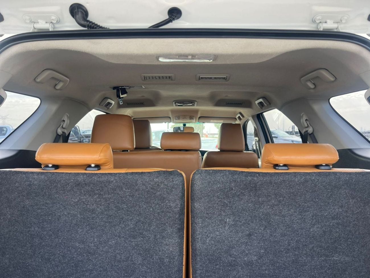 تويوتا فورتونر 2022 Toyota Fortuner GX.R Full Option - V6 4.0L GCC - Rear Camera & Sensor - Leather Seat - 2 Key