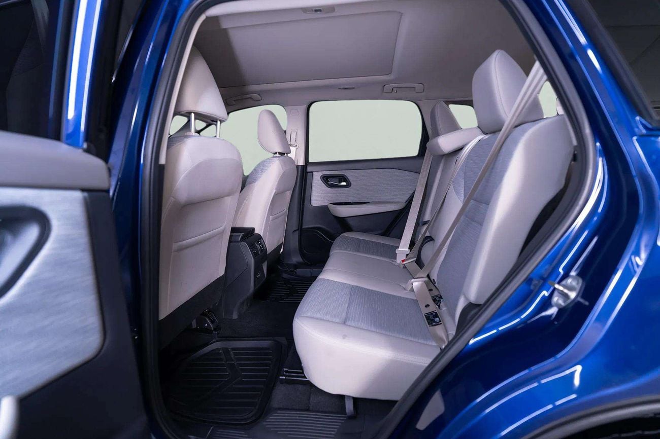 نيسان إكس تريل SV 2.5