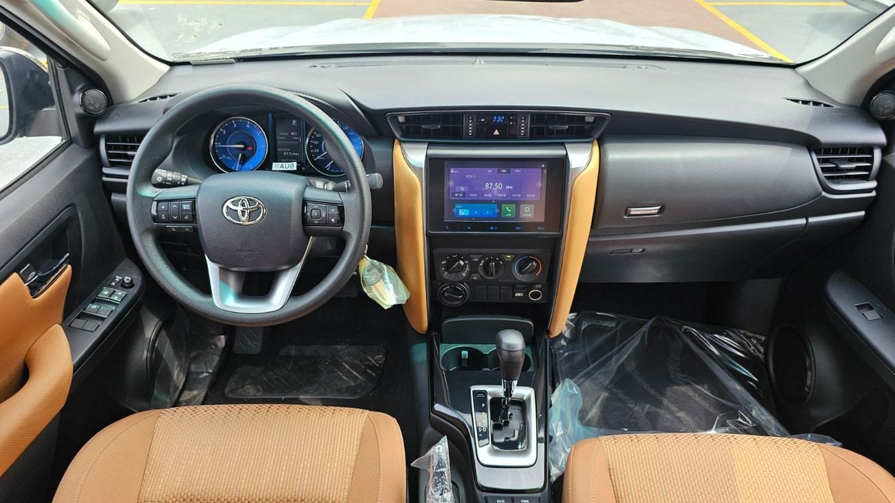Toyota Fortuner SR5