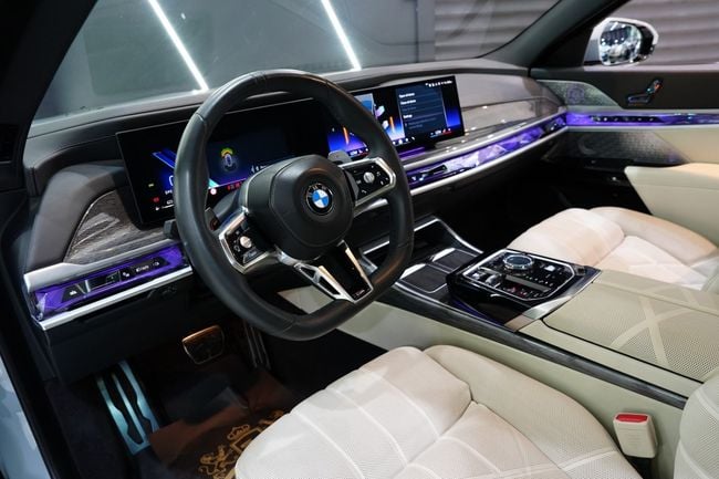 BMW 740i M SPORT, миниатюра 24