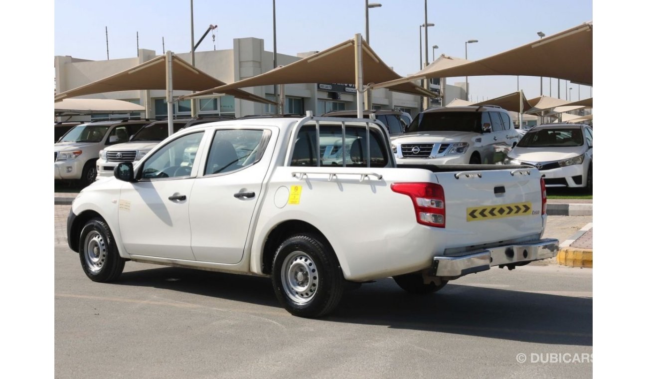 Mitsubishi L200 2016 | L200 4X2 - DOUBLE CABIN PICKUP WITH GCC SPECS AND EXCELLENT CONDITION