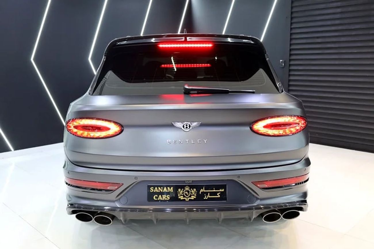 Bentley Bentayga Original Satin Grey Exterior, Akrapovic Exhaust, Carbon Interior, GCC Specs