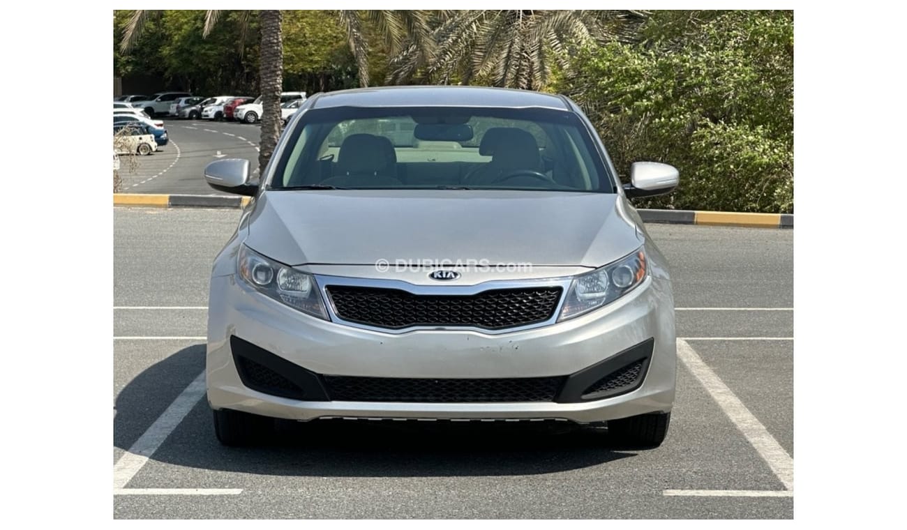 كيا أوبتيما موديل 2011  حاله ممتازه جدا من الداخل والخارج فل مواصفات