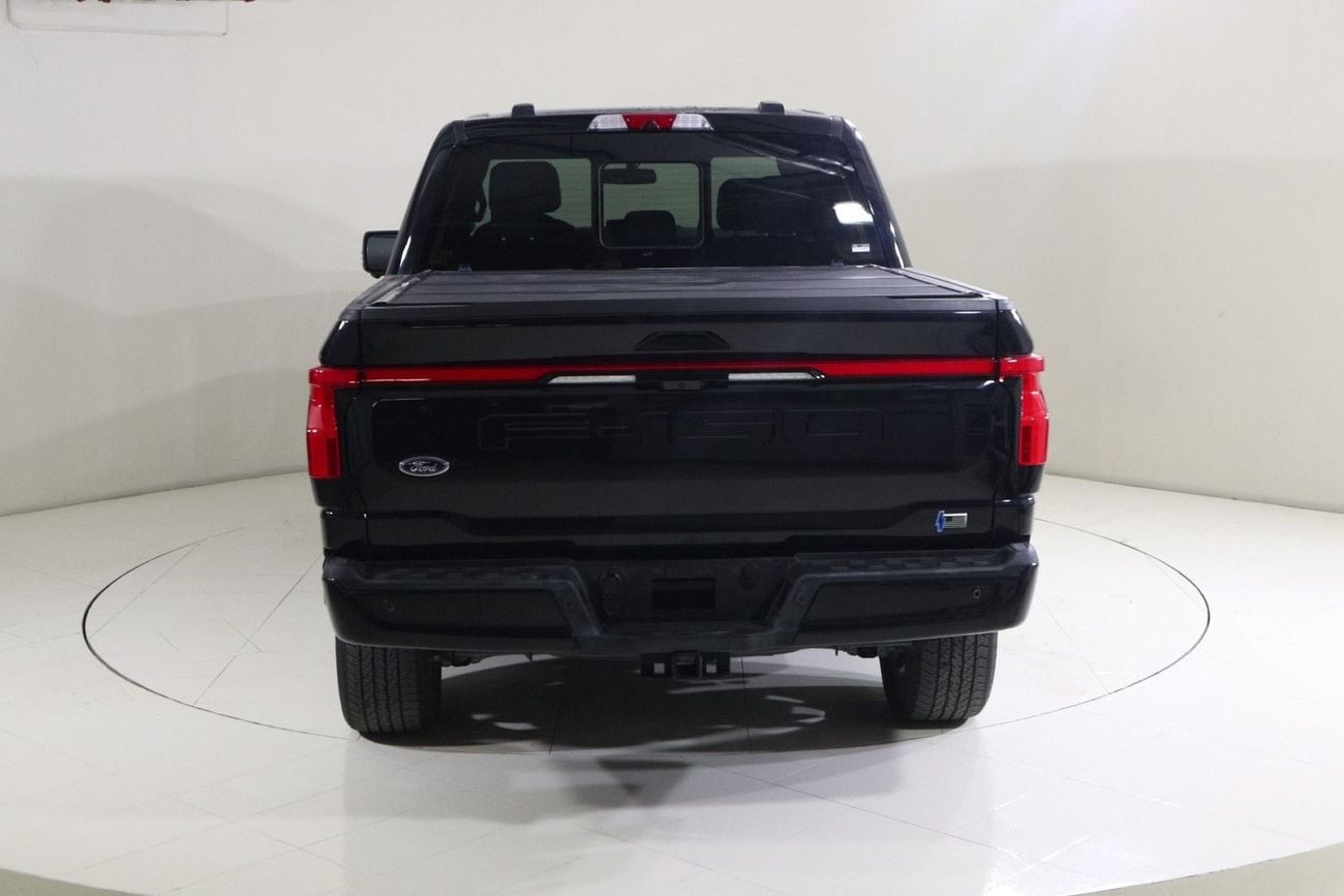 فورد F-150 لايتنينغ LARIAT EXTENDED LT1722 F150 لايتنينج بلاتينيوم كرو بمحركين كهربائيين / شركة الطاير للمحركات / معرض القوز