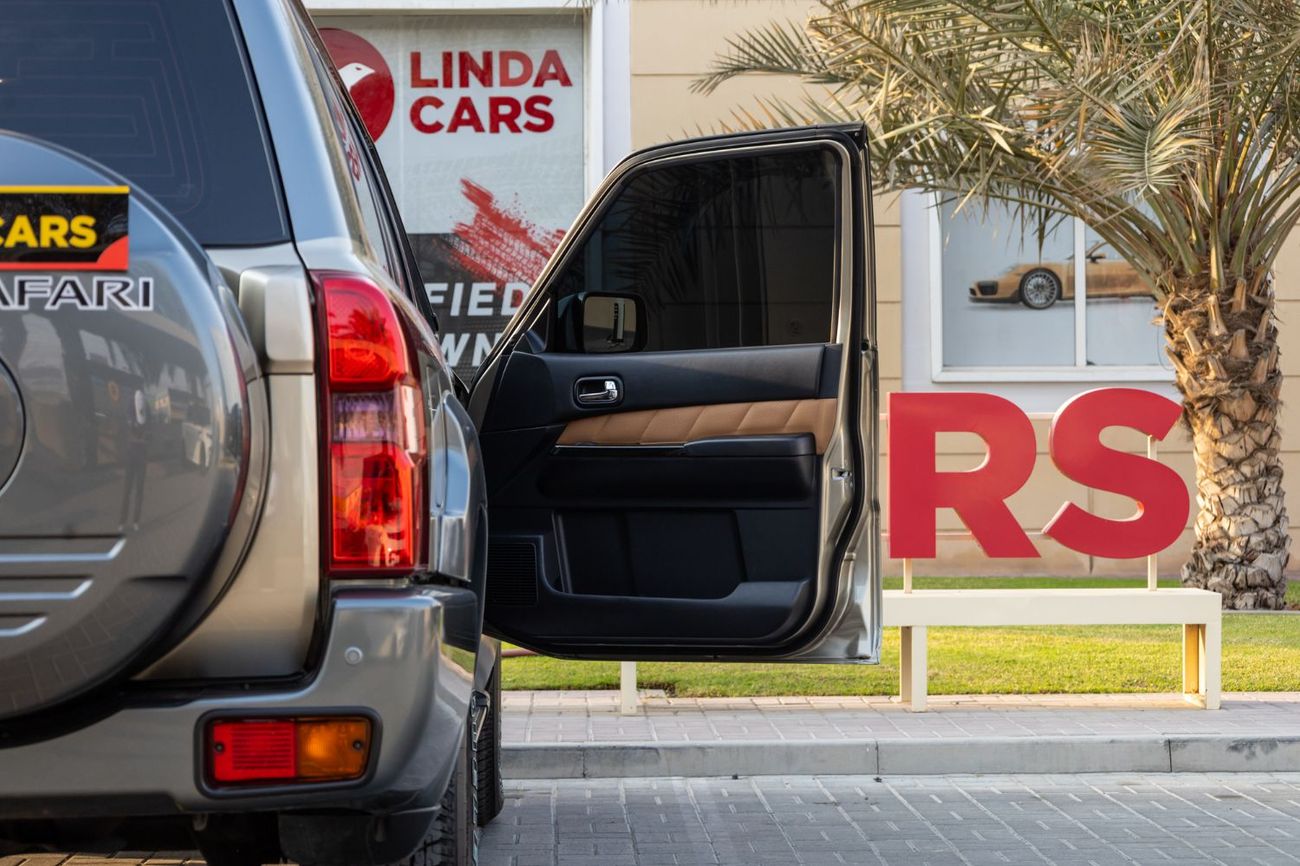 نيسان باترول سوبر سفاري