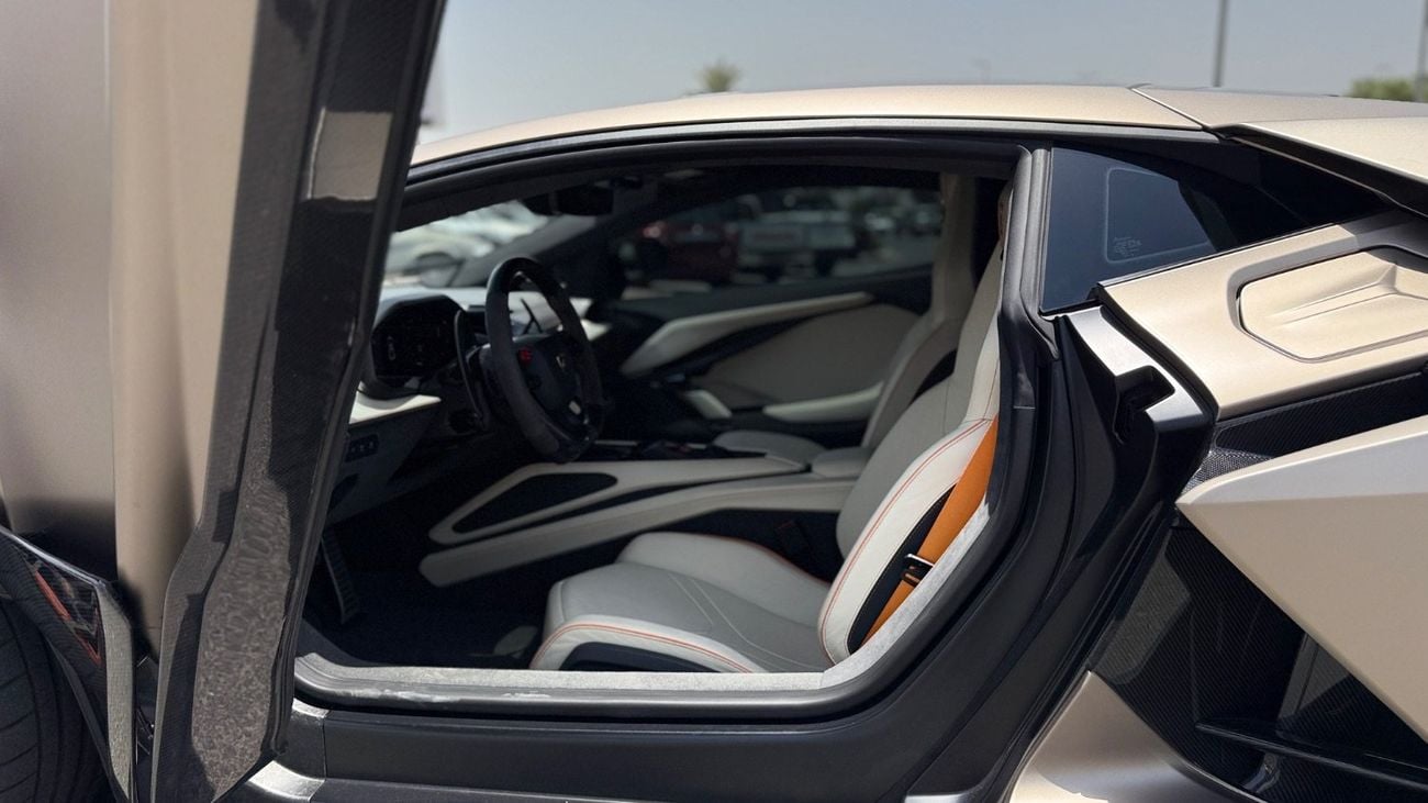 لامبورغيني ريفويلتو SPORTIVA