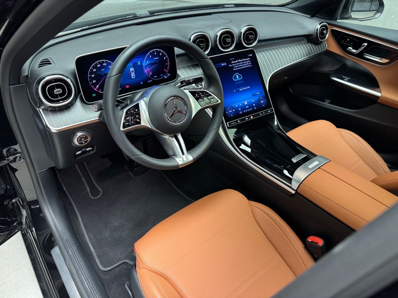 Mercedes-Benz C 200 Premium 2.0L Premium 1.5L