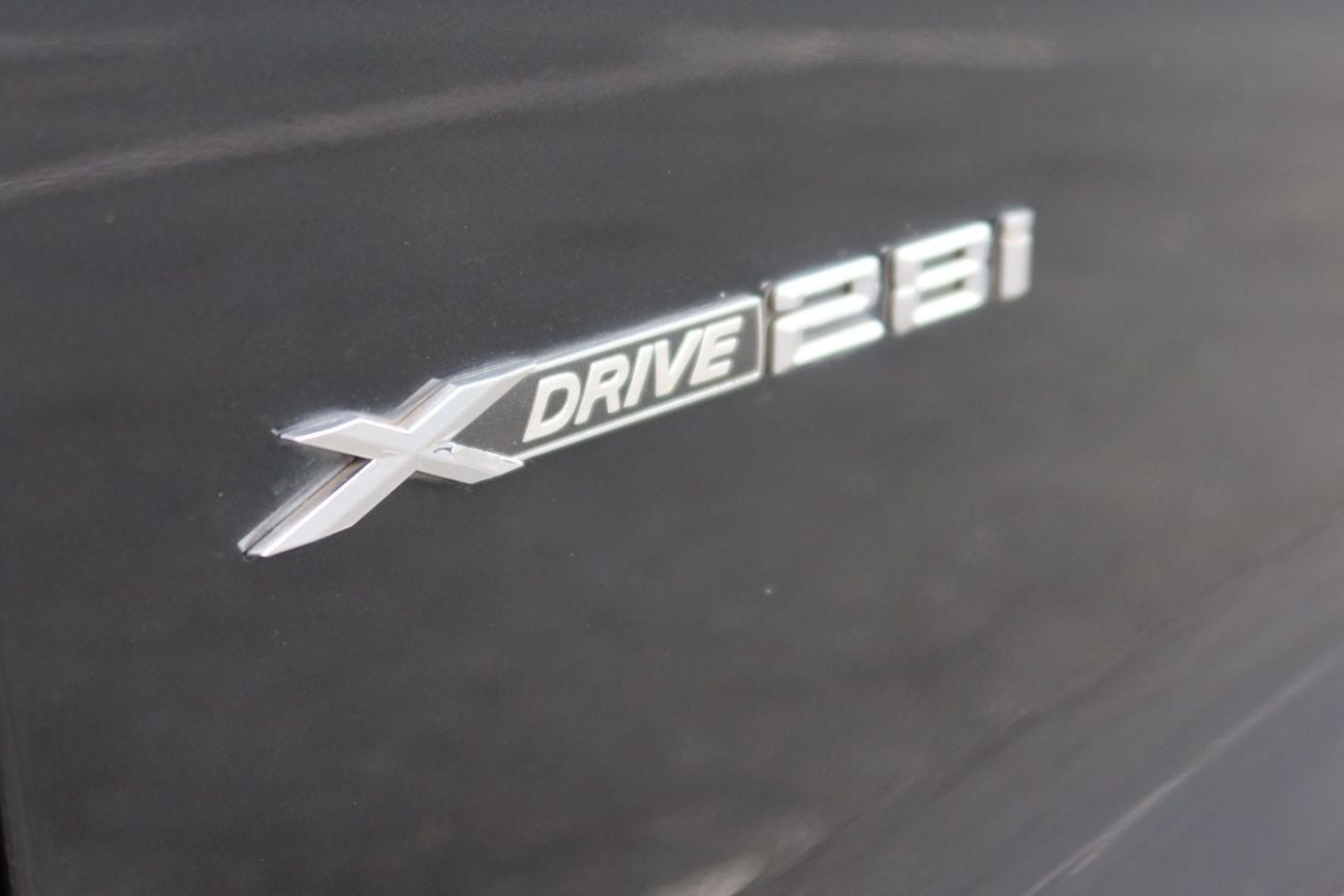 بي أم دبليو X4 xDrive 28i M Sport 2.0L