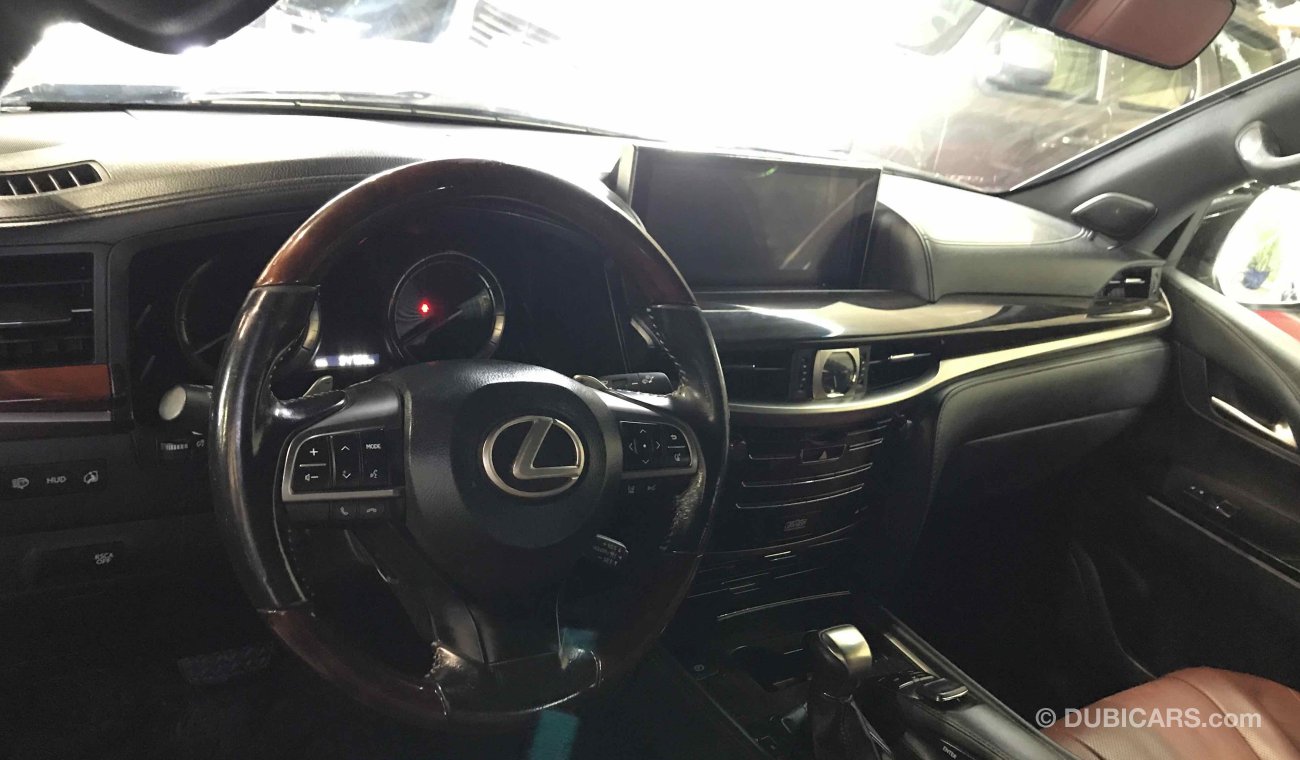 Lexus LX570 ‏