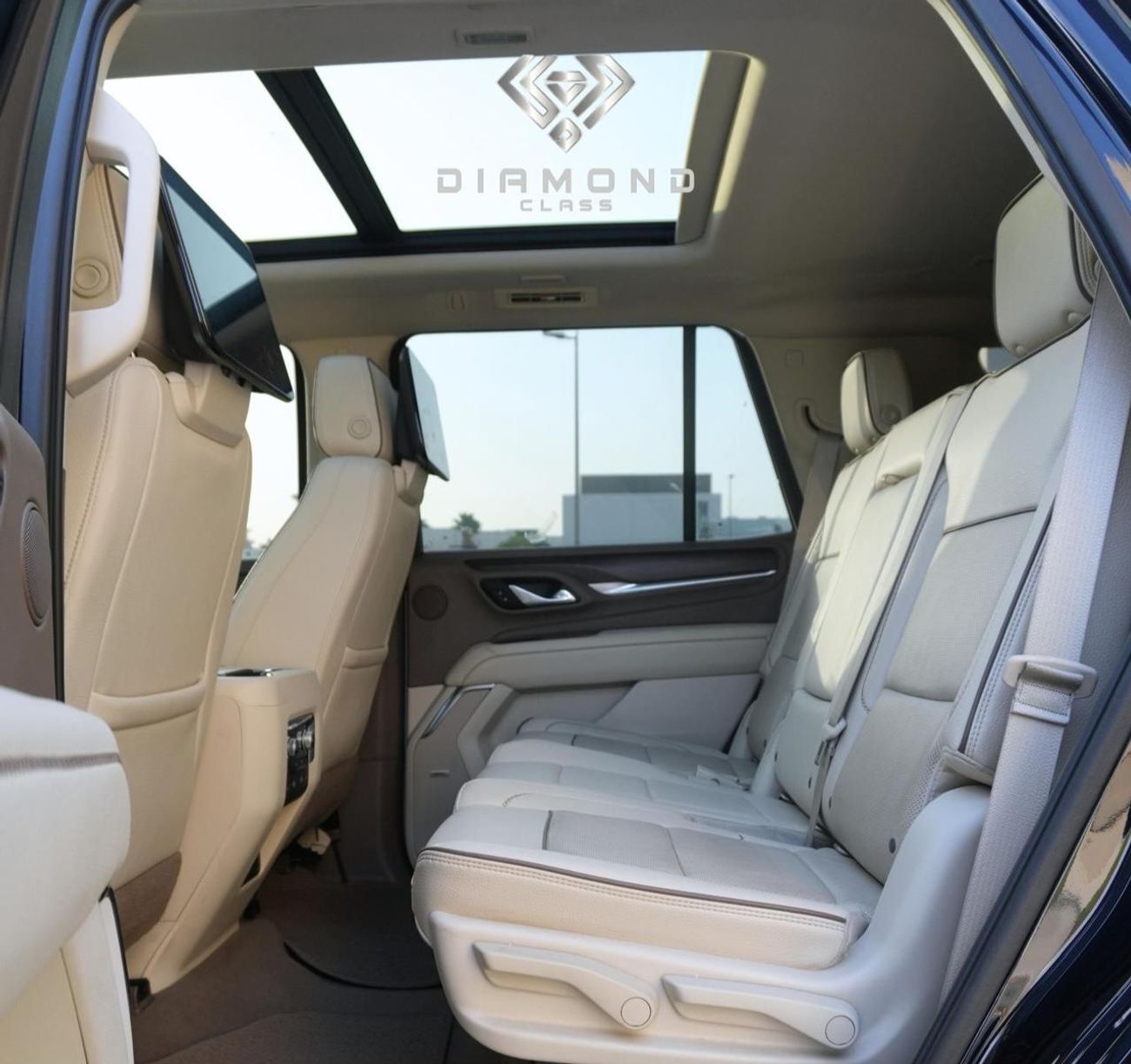 GMC Yukon Denali 6.2L (8 Seater)