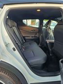 تويوتا CHR LUXURY / 1.8L HYBRID / DOUBLE TONE / PUSH START / LEATHER SEATS / FULL OPTION (CODE# 67991)