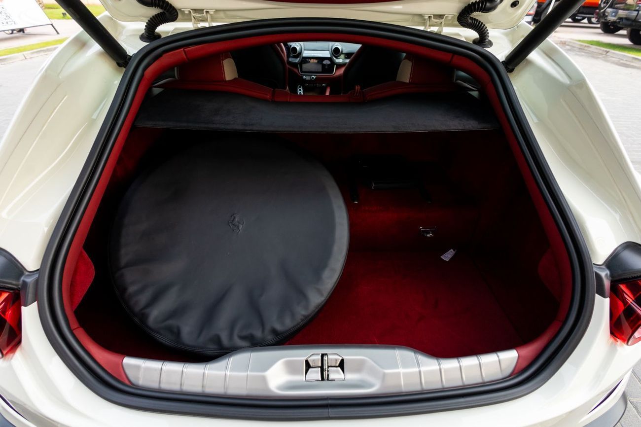 Ferrari GTC4 Lusso GTC4Lusso