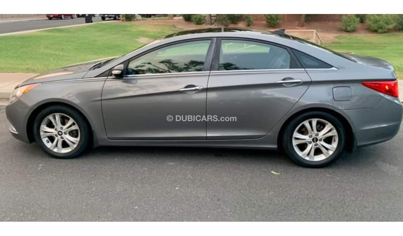 Hyundai Sonata 2013 HYUNDAI SONATA FULL OPTION Panorama IN GREAT CONDITION AND CLEAN FROM INSIDE/OUT