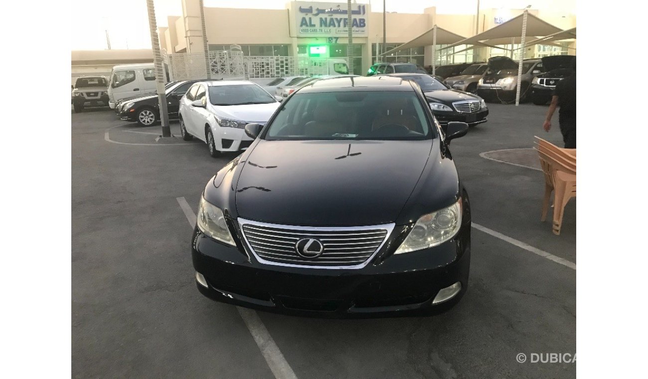 Lexus LS460