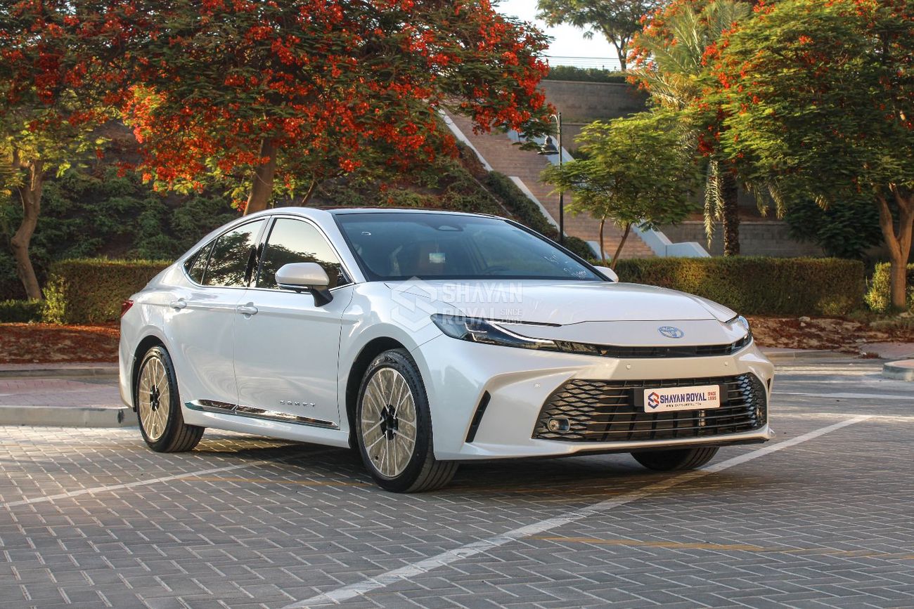 تويوتا كامري LUMIERE 2.5L HYBRID AT FWD AT 2026MY