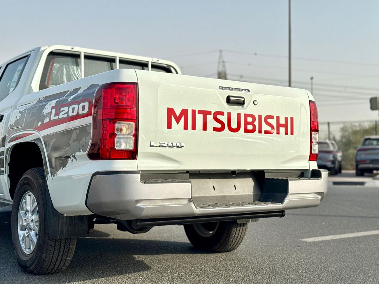 ميتسوبيشي L200 GL 2.5L Double Cab Utility 4WD