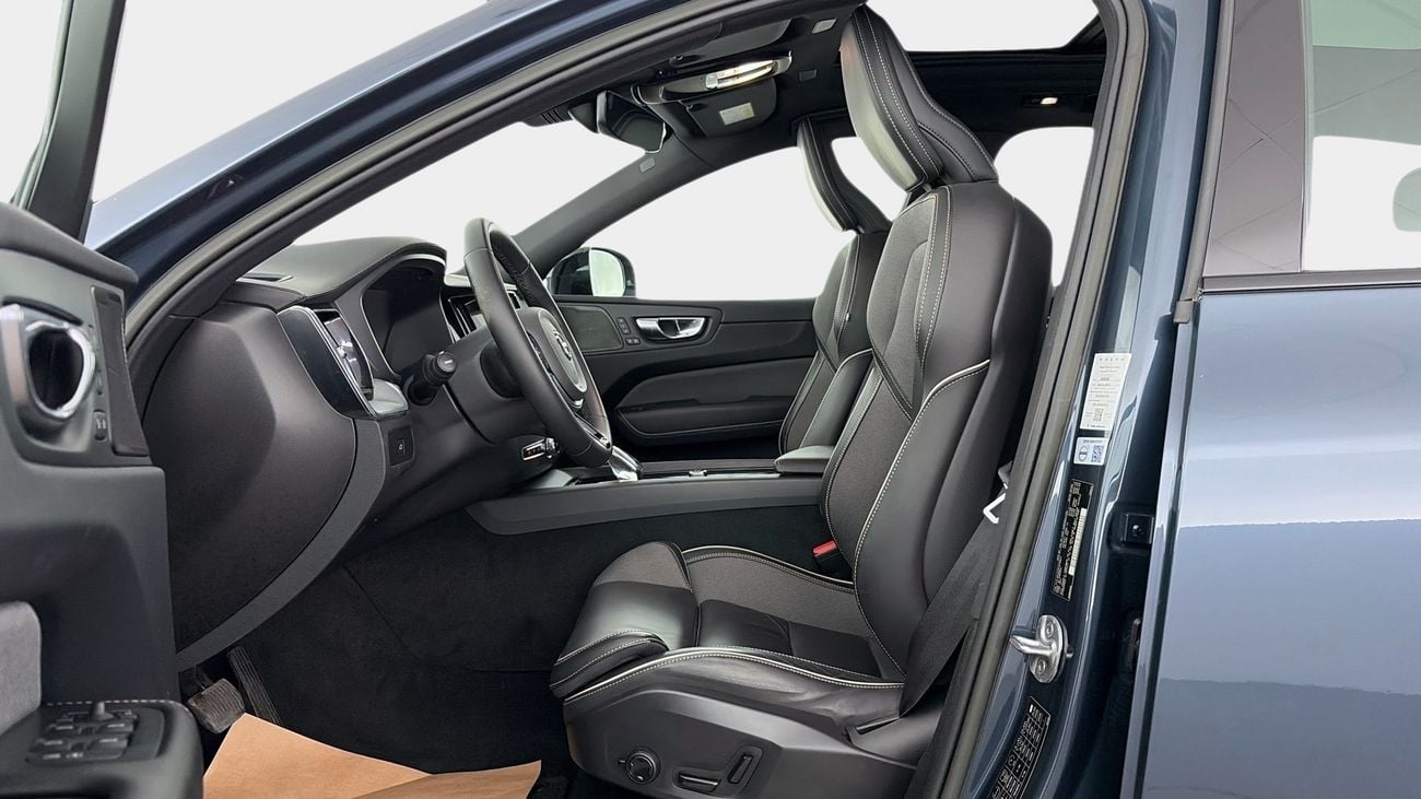 فولفو XC 60 ULTIMATE DARK | شامل الضمان | 0 دفعة أولى