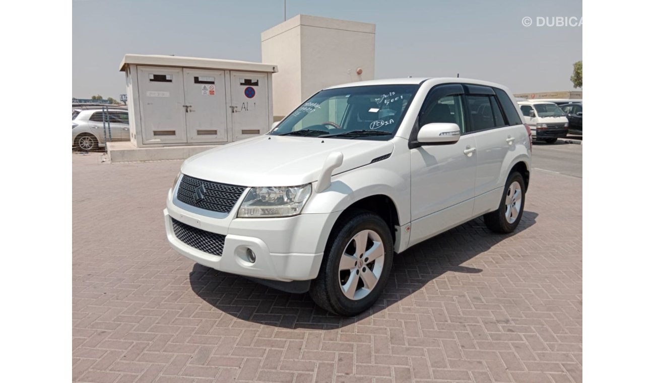 سوزوكي إيسكودو SUZUKI ESCUDO RIGHT HAND DRIVE AVAILABLE (PM1659)