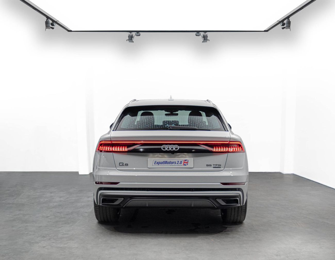 Audi Q8 55 TFSI quattro S-Line 3.0L (340 HP)